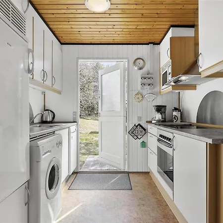 1308 Aakirkeby - Fyrreklyngen 5 Сasa de vacaciones Vester Somarken
