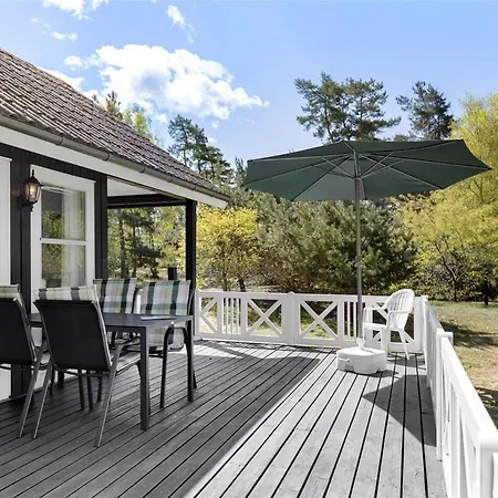 1308 Aakirkeby - Fyrreklyngen 5 *